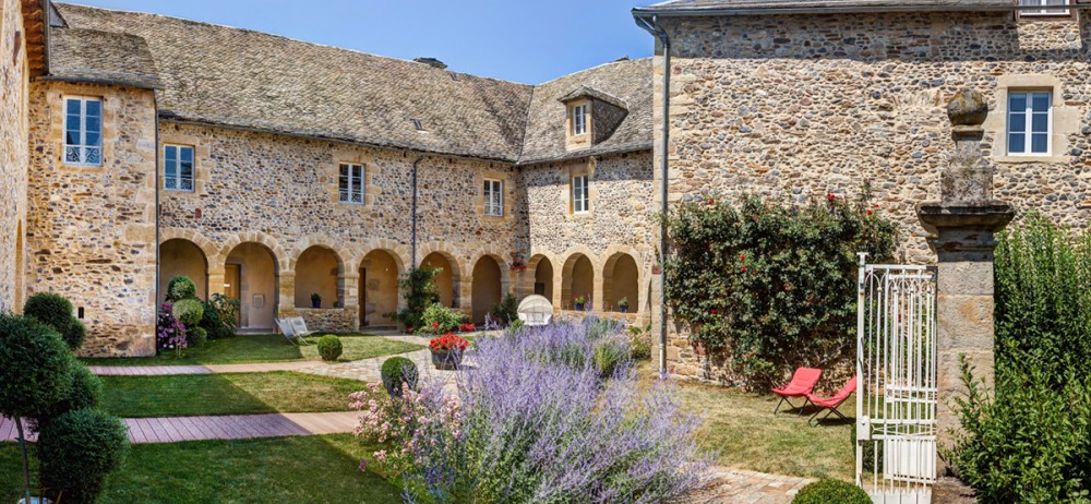 Le Château de La Falque, hôtel 3 étoiles à Saint-Geniez-d’Olt