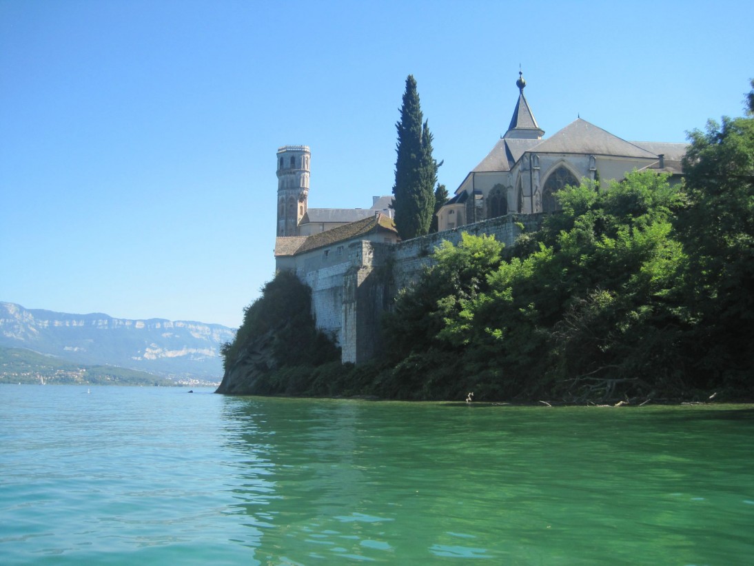 Le lac du Bourget en Savoie. Source image : balavie.canalblog.com