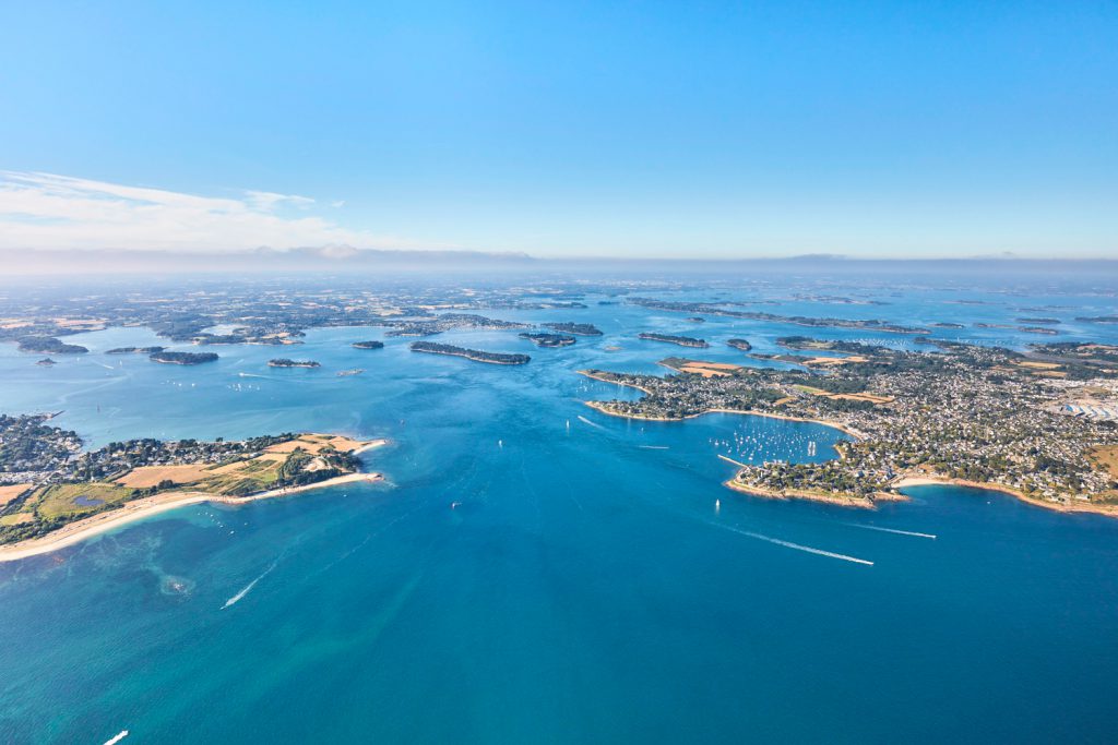 Vue aérienne du Golfe du Morbihan