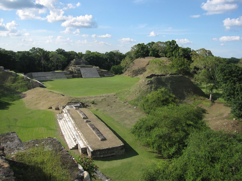 Les ruines du site archéologique de Altun Ha