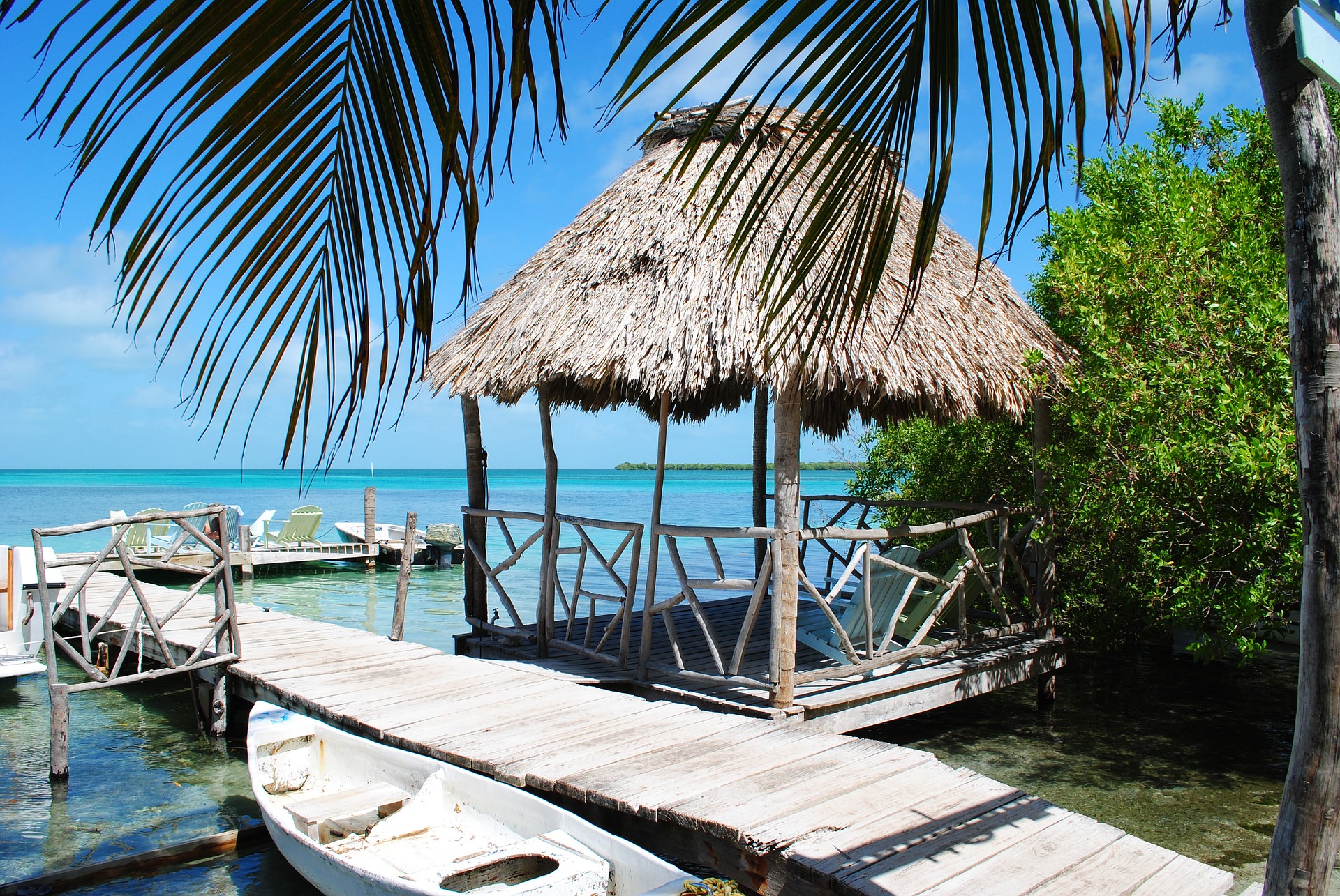 Ponton sur la mer des Caraïbes