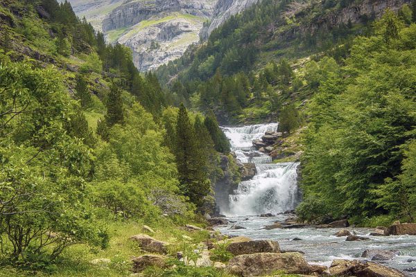 Top 11 des sites incontournables à voir dans les Pyrénées